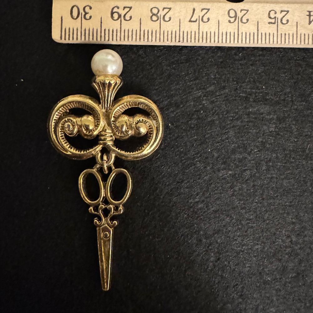 Vintage Hairstylist Gold Tone Brooch Pin with Pearl Accent and Dangle Sissors